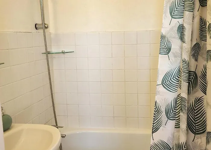 Апартаменты Chez Laurence - Calme Proche - *